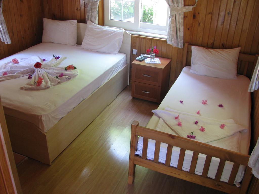 Atici 2 Hotel Adrasan Zimmer foto